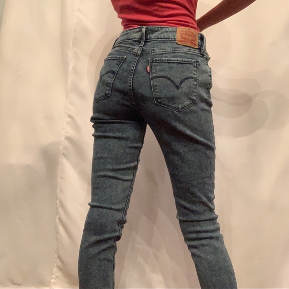 Cropped Midrise Levi Jeans - Picture 2 of 4
